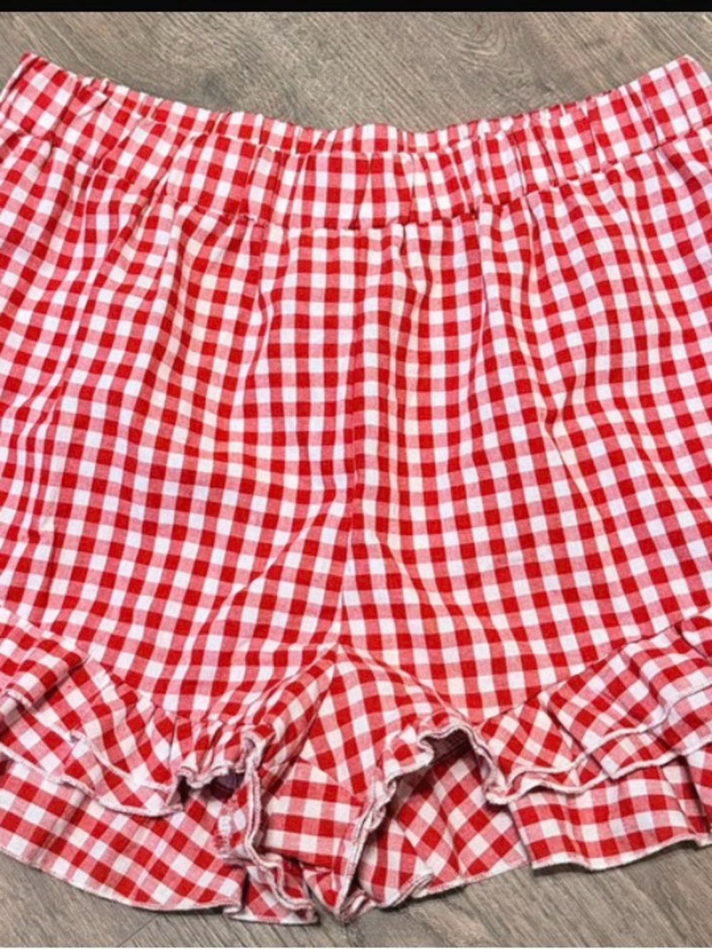 SHEIN Red & White Gingham Ruffle Hem Shorts